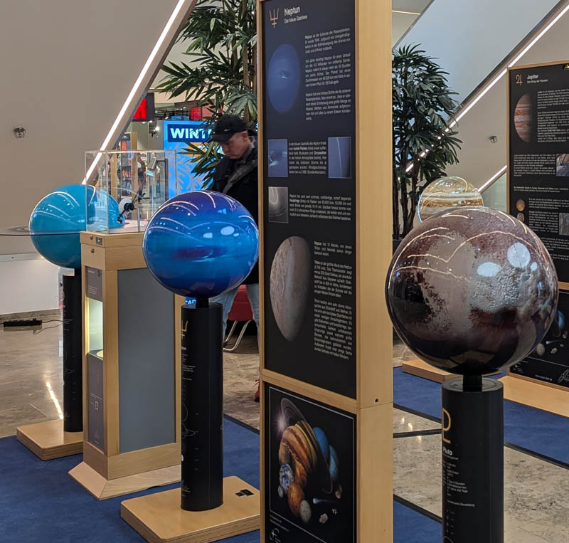 Nova Planetarium Weltraum Ausstellung Mercaden