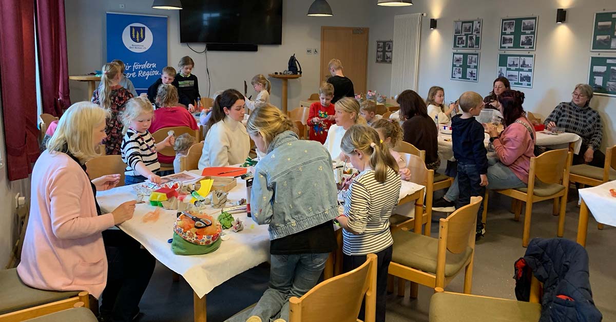 Erster Kinder Bastelnachmittag Heimatverein Dorf Hervest