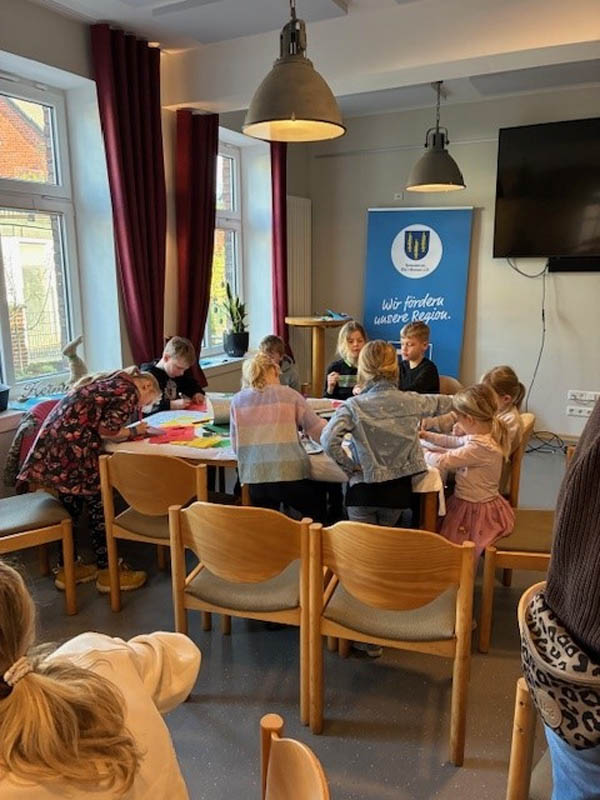 Erster Kinder Bastelnachmittag Heimatverein Dorf Hervest