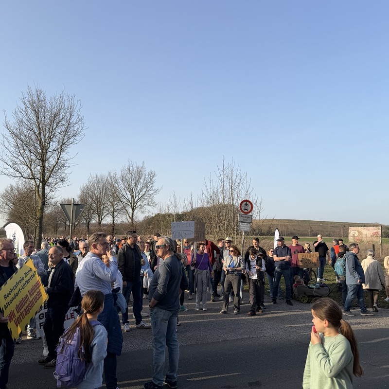 Protestmarsch zur Hürfeld-Halde
