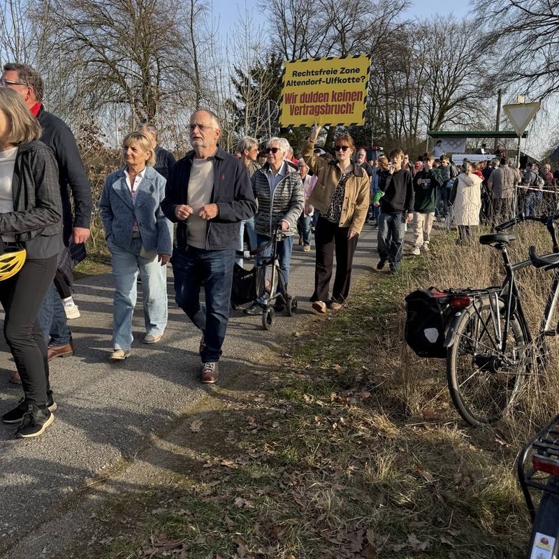 Protestmarsch zur Hürfeld-Halde