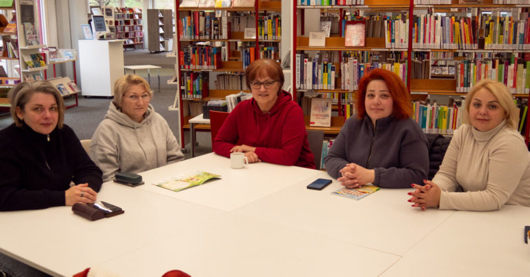 Die Stadtbibliothek veranstaltet ein Dialog Cafe