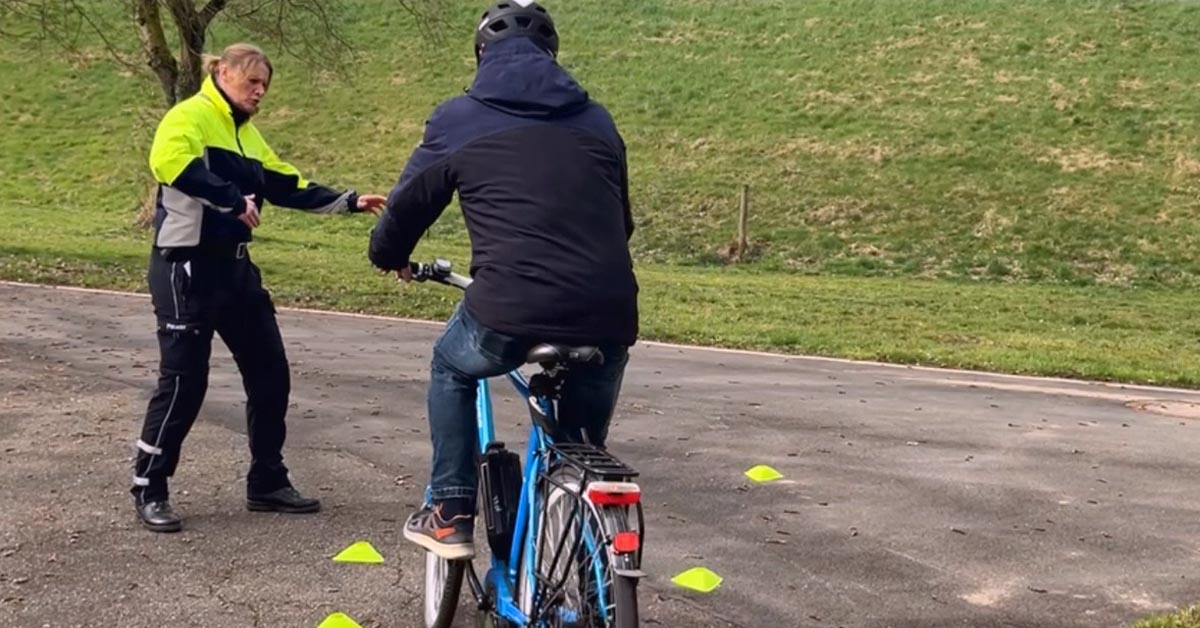 Pedelectraining der Polizei Recklinghausen und der Volkshochschulen