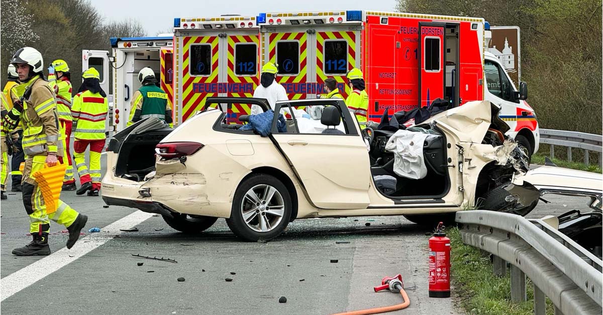 Taxi in Unfall auf der A31 bei Dorsten verwickelt