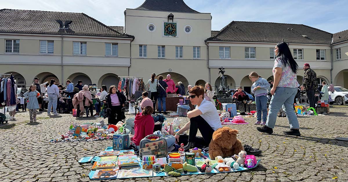 Frühlungsflohmarkt Brunnenplatz