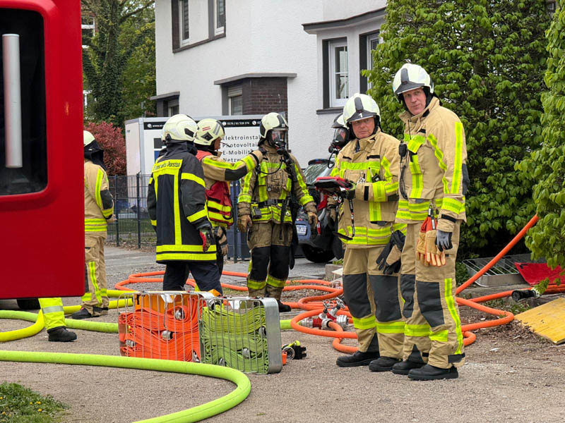Marienstrasse-Dorsten-Hund-gerettet-Feuerwehr-Brand