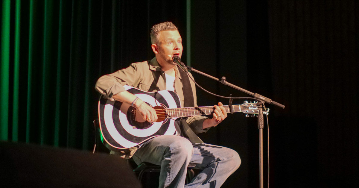 Tobias Mann in der Aula St Ursula