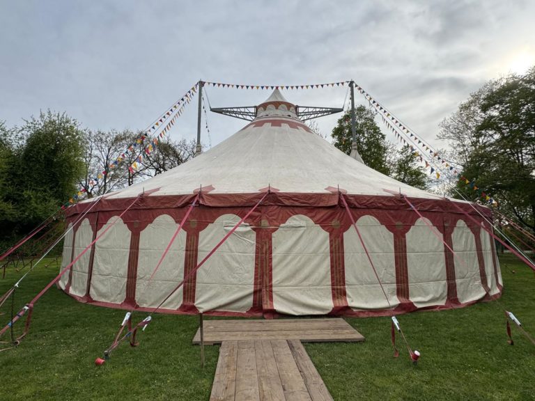 Zirkusprojekt Circus Kardinelli in Altendorf gestartet