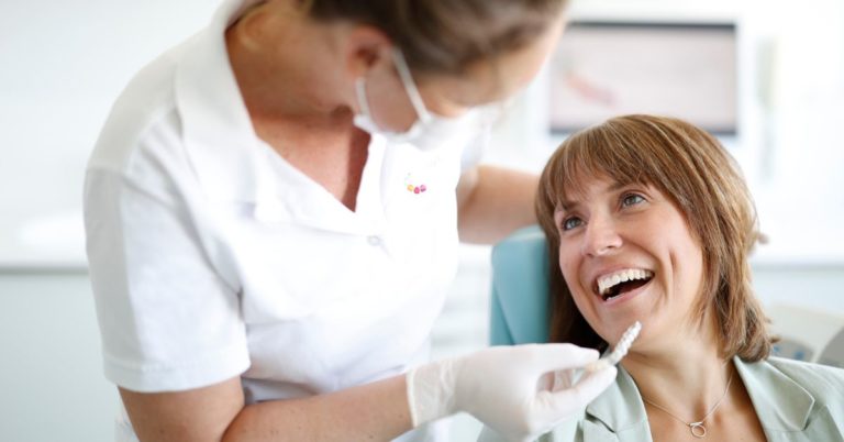 Aligner in Dorsten: Tipps für die diskrete Zahnkorrektur