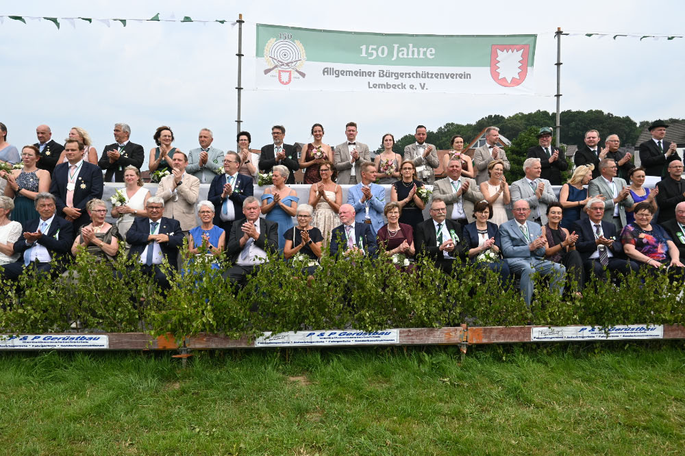 Gastvereine beim Schützenjubiläum in Lembeck