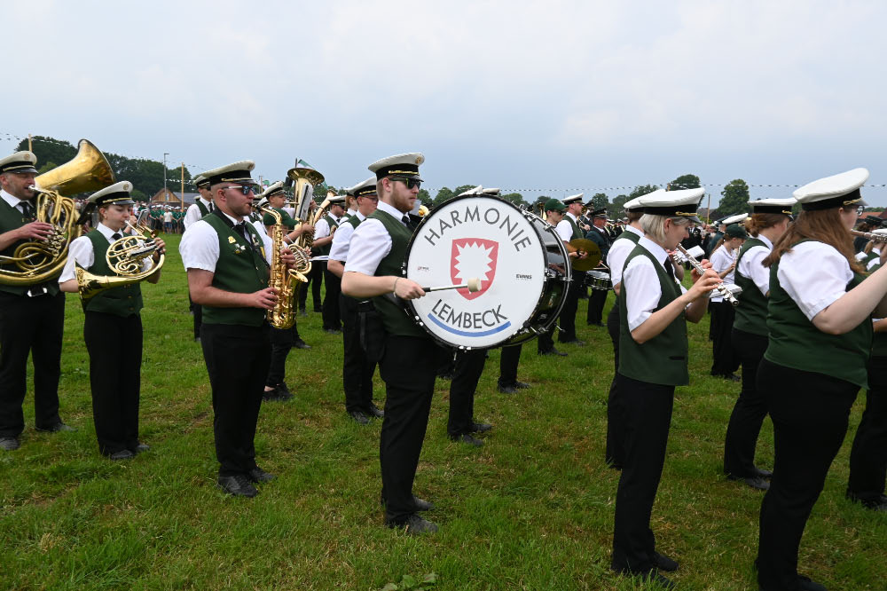 Gastvereine beim Schützenjubiläum in Lembeck