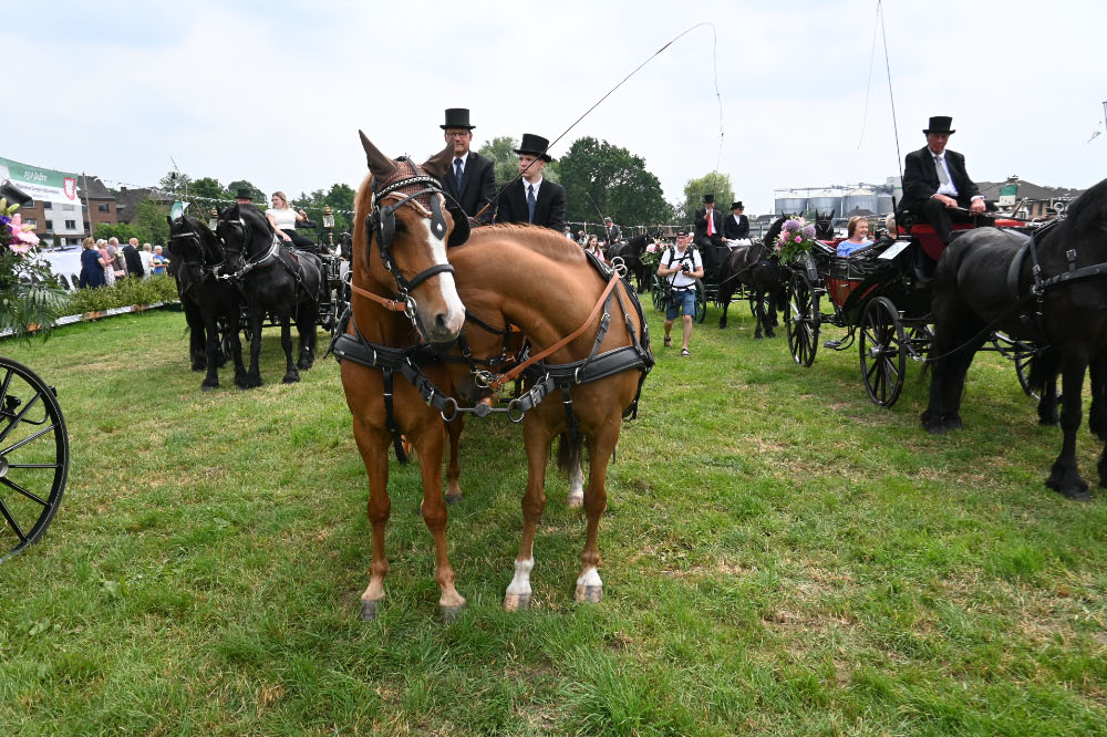 Festparade zum 150-jährigen Bestehen des Bürgerschützenvereins Lembeck