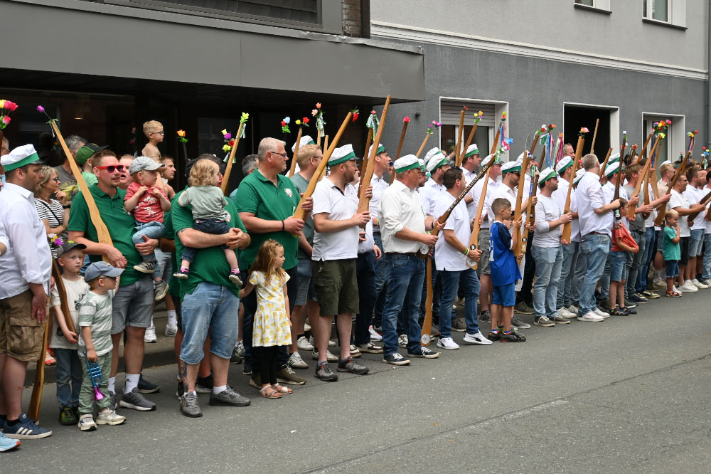 Festparade zum 150-jährigen Bestehen des Bürgerschützenvereins Lembeck