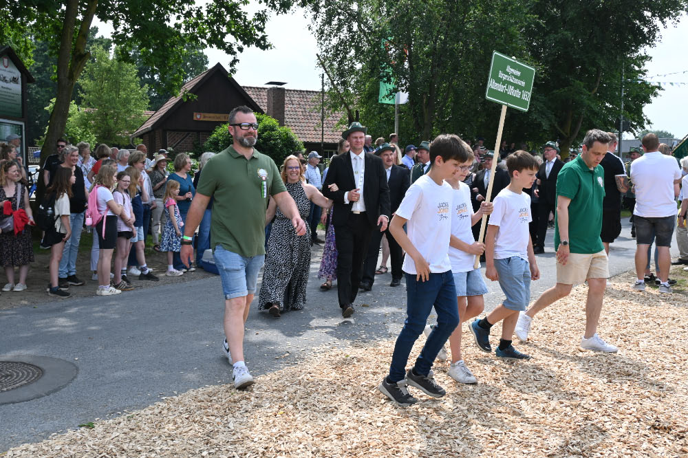 Festparade zum 150-jährigen Bestehen des Bürgerschützenvereins Lembeck