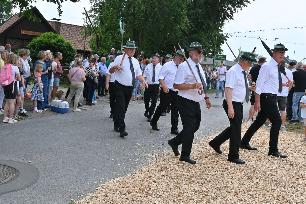 Festparade zum 150-jährigen Bestehen des Bürgerschützenvereins Lembeck