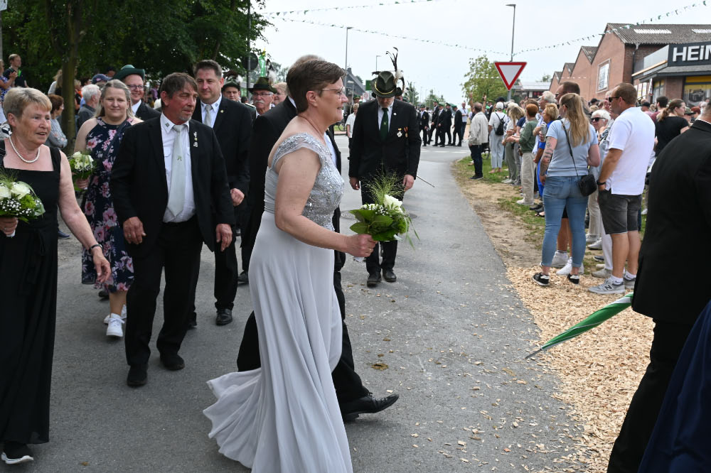 Festparade zum 150-jährigen Bestehen des Bürgerschützenvereins Lembeck