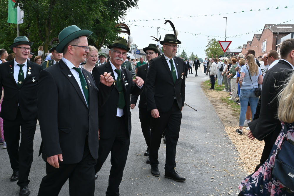 Festparade zum 150-jährigen Bestehen des Bürgerschützenvereins Lembeck