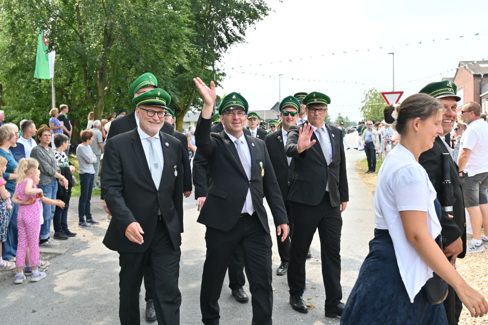 Gastvereine beim Schützenjubiläum in Lembeck