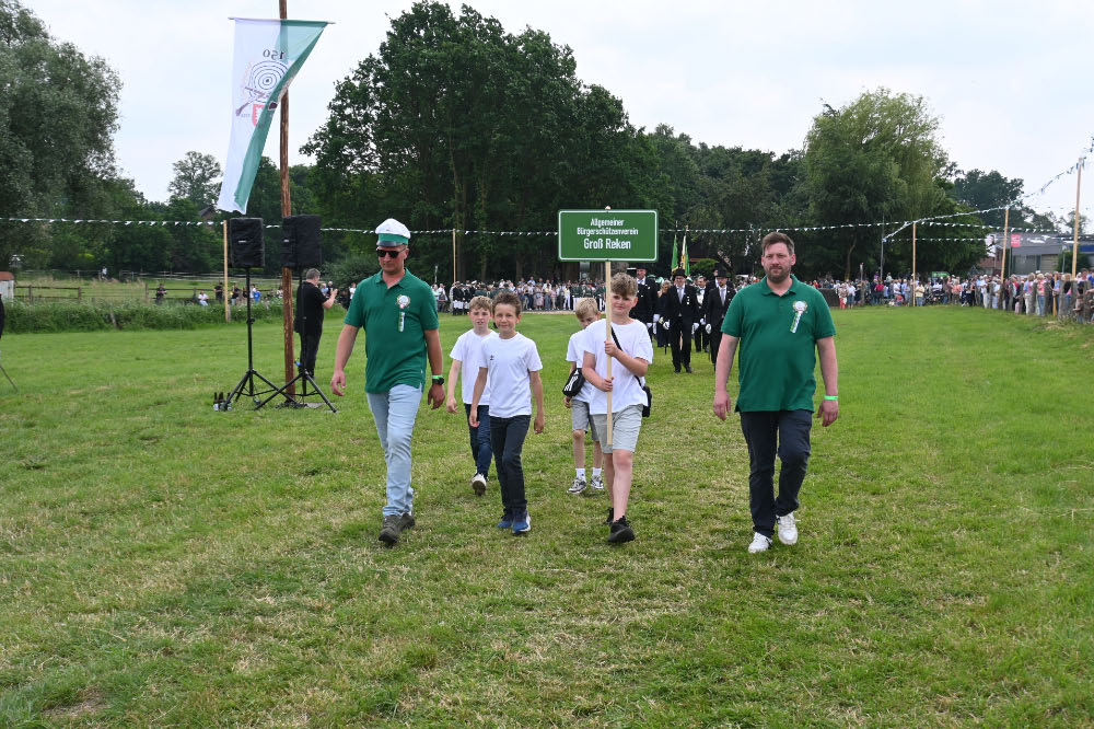 Gastvereine beim Schützenjubiläum in Lembeck