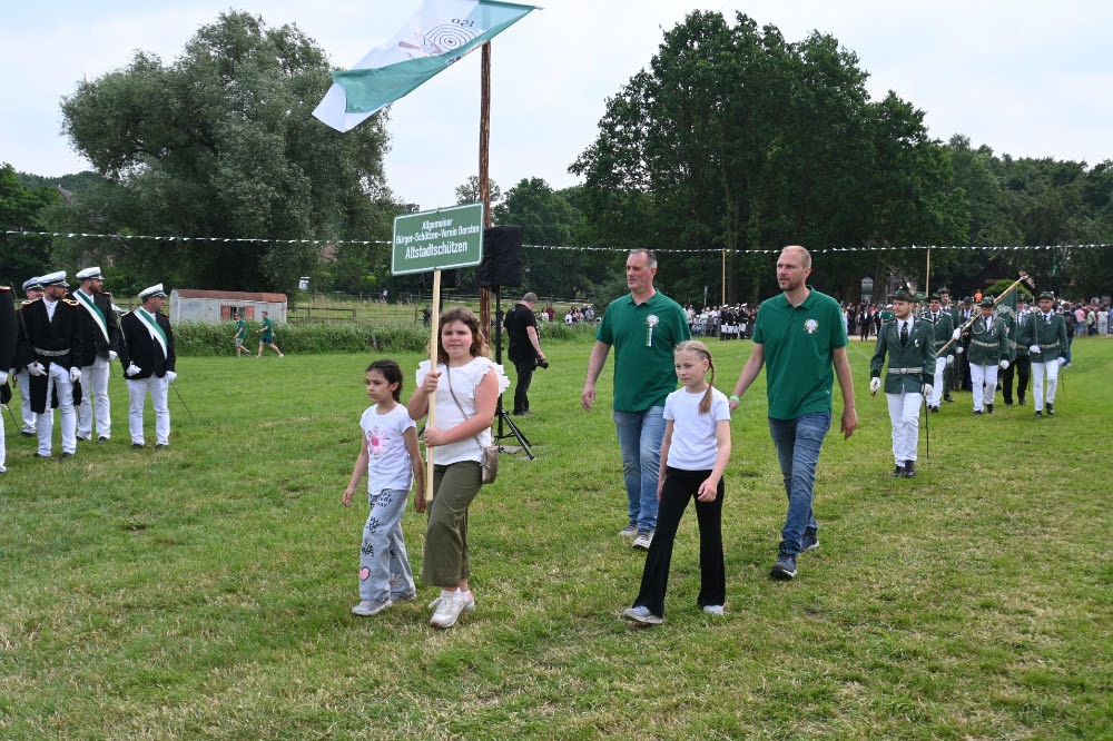 Festparade zum 150-jährigen Bestehen des Bürgerschützenvereins Lembeck