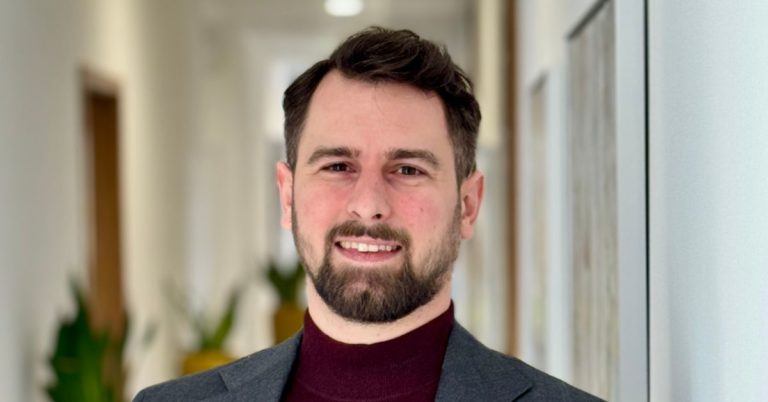 Konstantin Schröter: Fachanwalt für Arbeitsrecht bei KTH & Partner