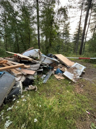 Illegale M&uuml;llentsorgung Dorsten Schutt Wald