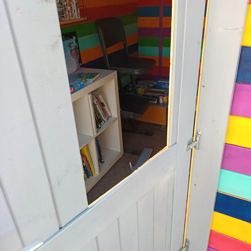 Spielhütte Regenbogenhütte Agathaschule 