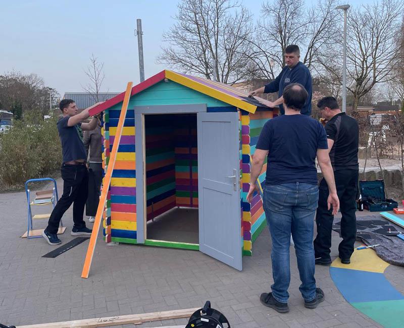 Spielhütte Regenbogenhütte Agathaschule