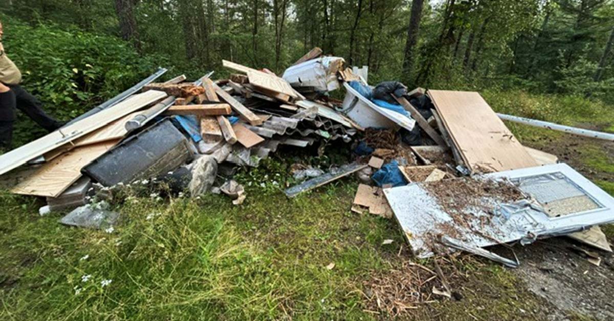 Illegale Müllentsorgung Dorsten Schutt Wald