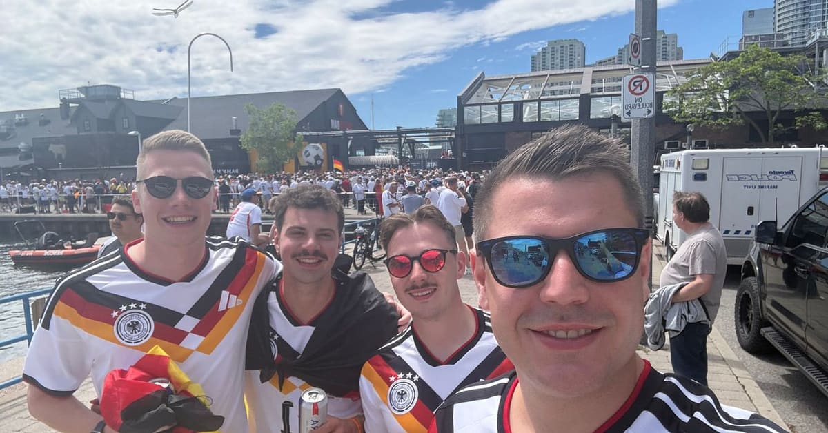 Vier Dorstener Fans bei der WM 2026 in Toronto