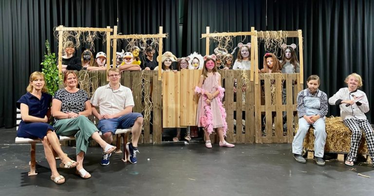 Grüne Schule begeistert mit Musical „Schwein gehabt“