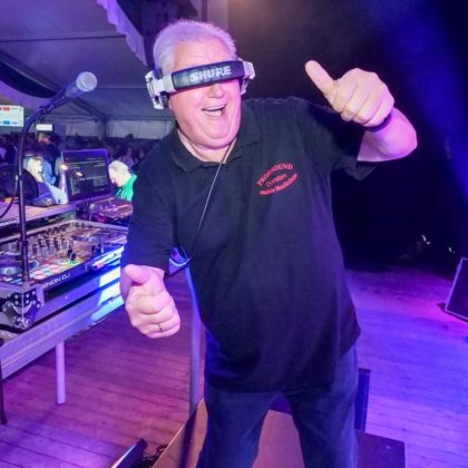 Volles Festzelt beim Festball des Sch&uuml;tzenfestes Feldmark 2026 - Bild 4