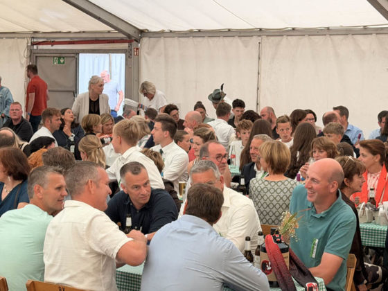 Festball beim Sch&uuml;tzenfest Rhade 2026 am Sonntag