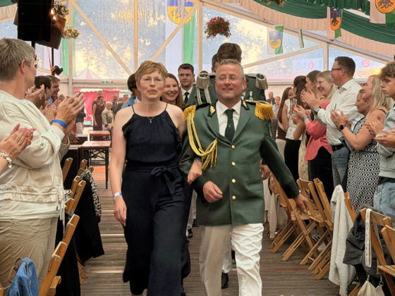 Festball beim Sch&uuml;tzenfest Rhade 2026 am Sonntag