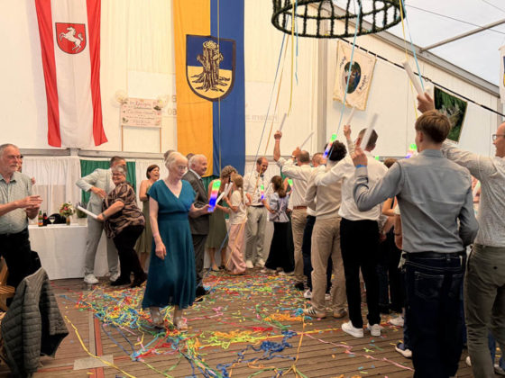 Festball beim Sch&uuml;tzenfest Rhade 2026 am Sonntag