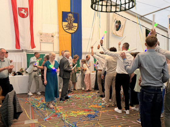 Festball beim Sch&uuml;tzenfest Rhade 2026 am Sonntag