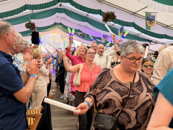 Festball beim Sch&uuml;tzenfest Rhade 2026 am Sonntag
