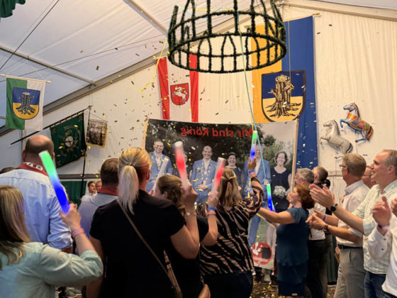 Festball beim Sch&uuml;tzenfest Rhade 2026 am Sonntag
