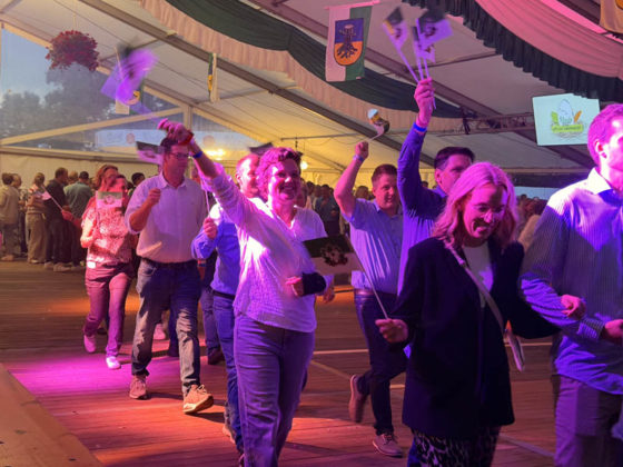 Festball beim Sch&uuml;tzenfest Rhade 2026 am Sonntag