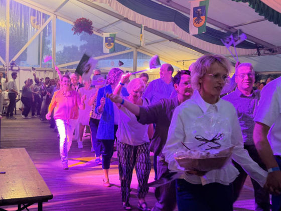 Festball beim Sch&uuml;tzenfest Rhade 2026 am Sonntag