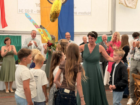 Festball beim Sch&uuml;tzenfest Rhade 2026 am Sonntag