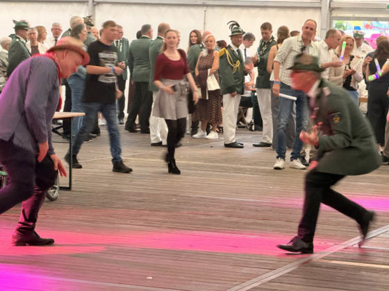 Festball beim Sch&uuml;tzenfest Rhade 2026 am Sonntag