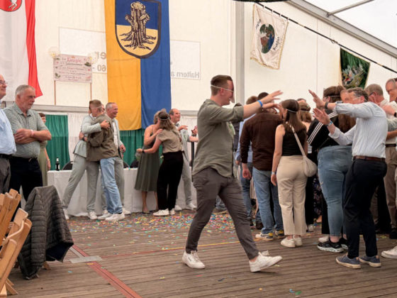 Festball beim Sch&uuml;tzenfest Rhade 2026 am Sonntag