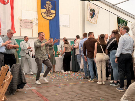 Festball beim Sch&uuml;tzenfest Rhade 2026 am Sonntag