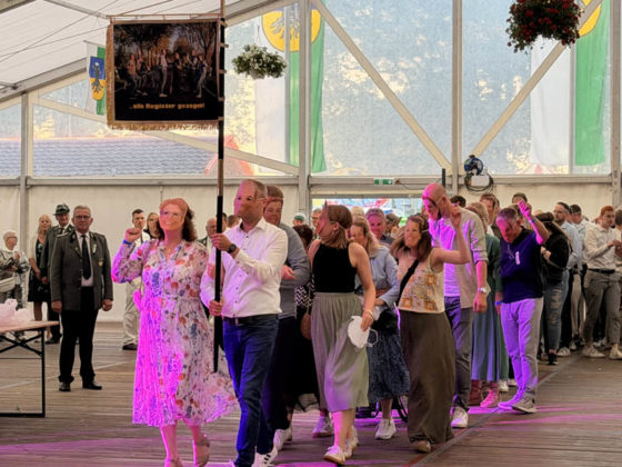 Festball beim Sch&uuml;tzenfest Rhade 2026 am Sonntag