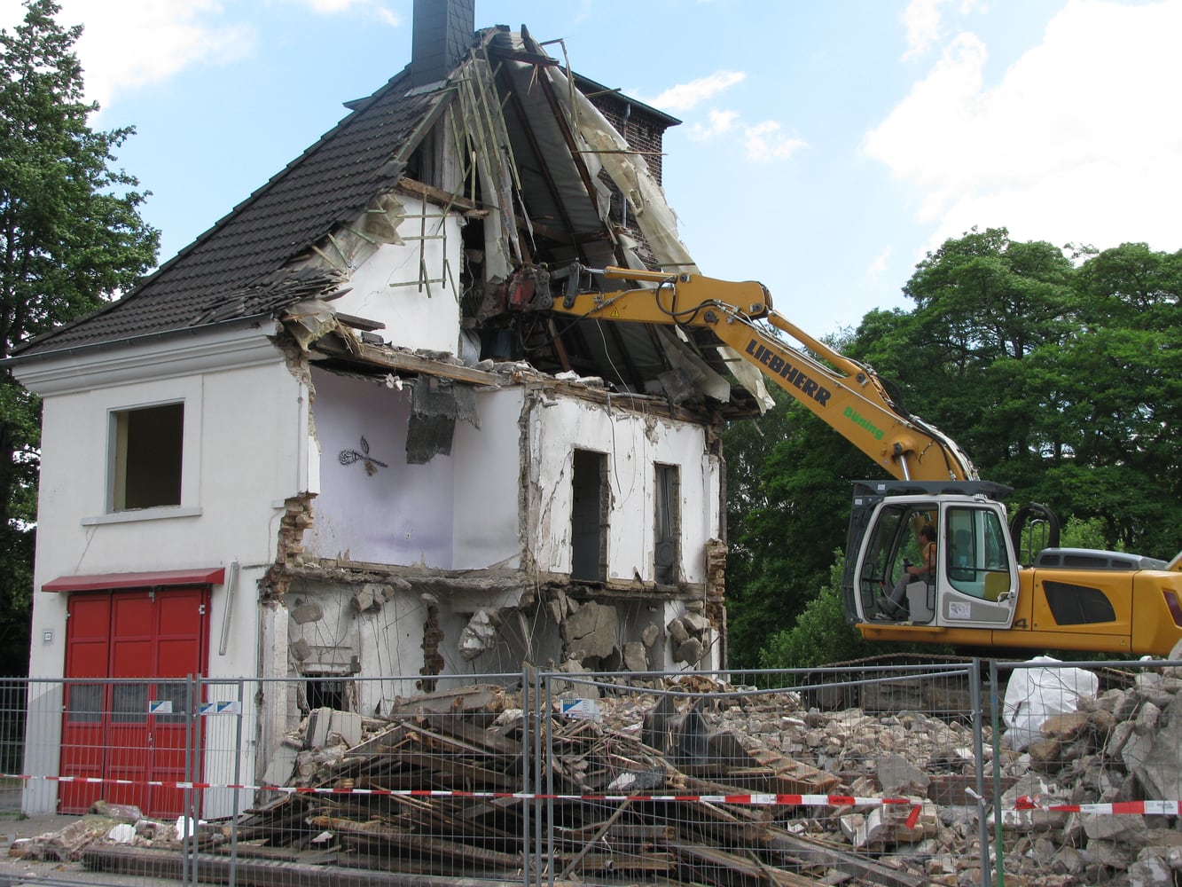 Abriss des alten Feuerwehrhauses des Löschzuges Dorsten-Altstadt