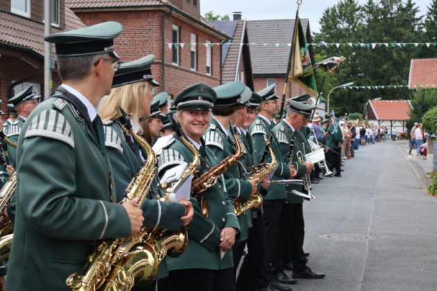 Festzug beim Sch&uuml;tzenfest Rhade 2026