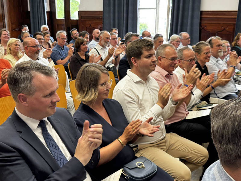 Tobias Stockhoff bei der Verabschiedung von Elisabeth Schulte-Huxel Dorsten